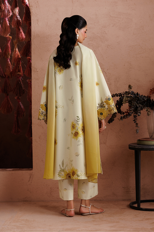 UE-711 Embroidered Lawn - Iznik