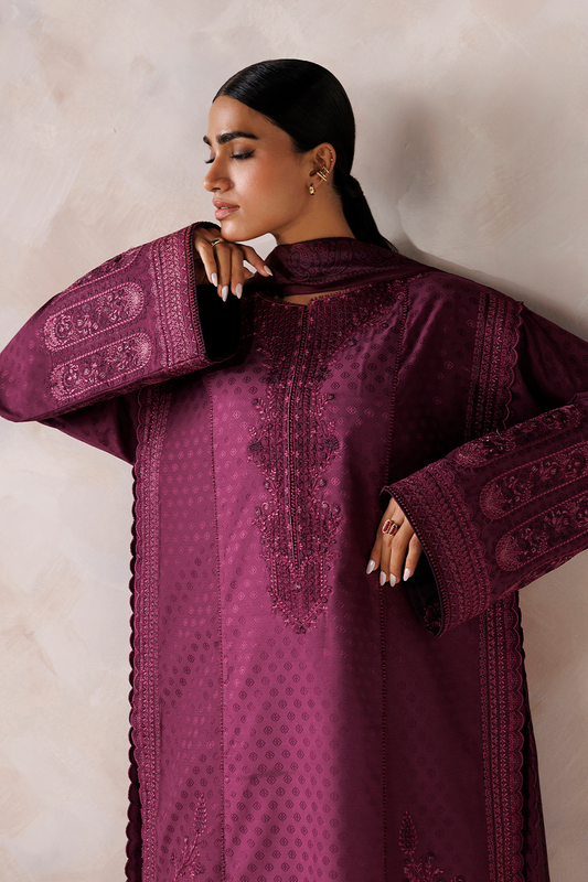 UE-747 Embroidered Viscose Jacquard