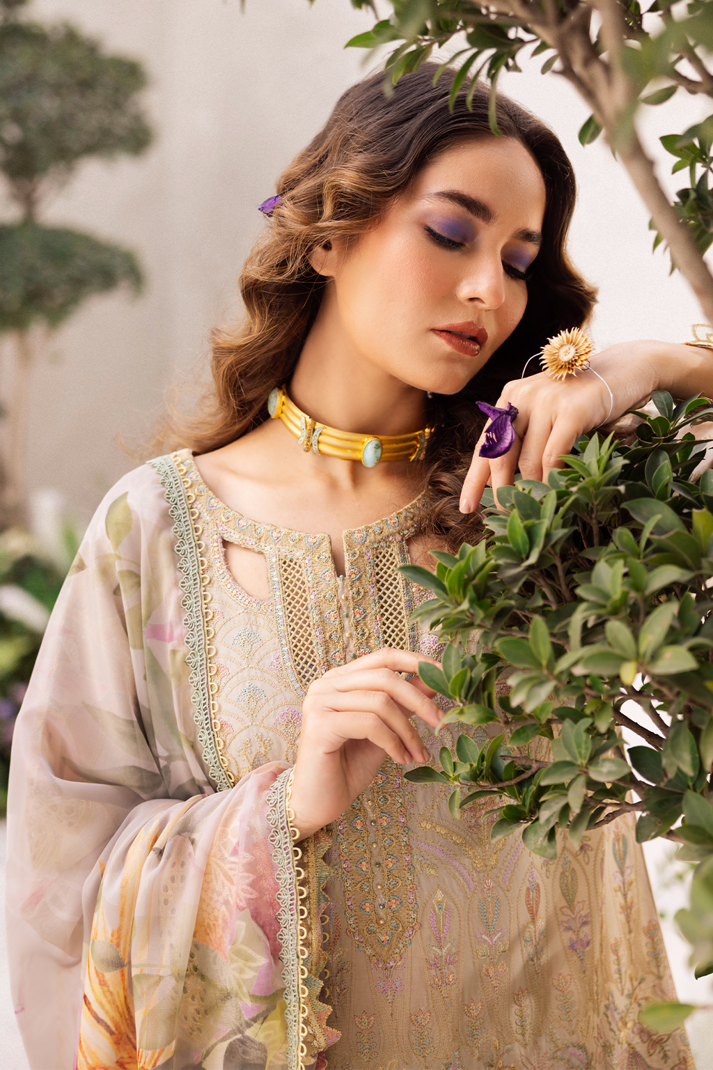 DL-03 Embroidered Lawn
