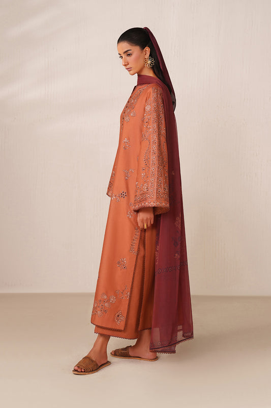 UE-604 Embroidered Lawn - Iznik