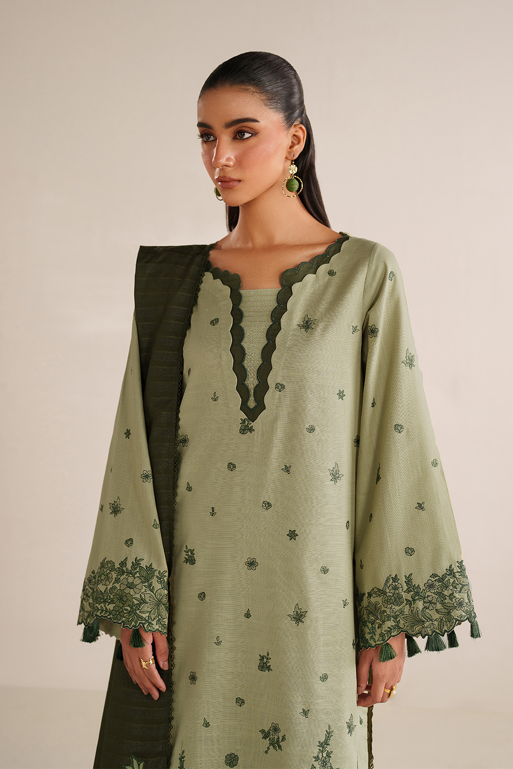UE-578 Embroidered Khaddar