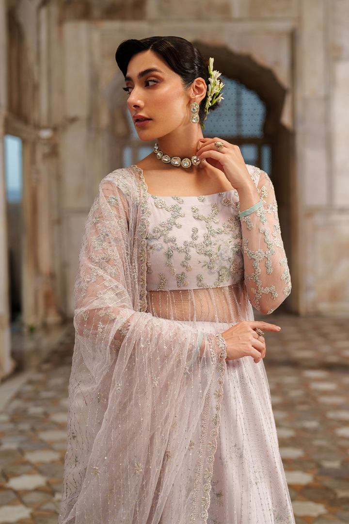 UE-552 Embroidered Net - Iznik