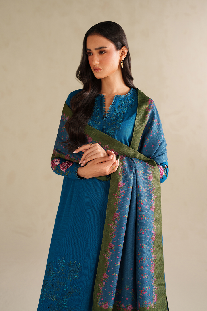 UE-577 Embroidered Khaddar - Iznik