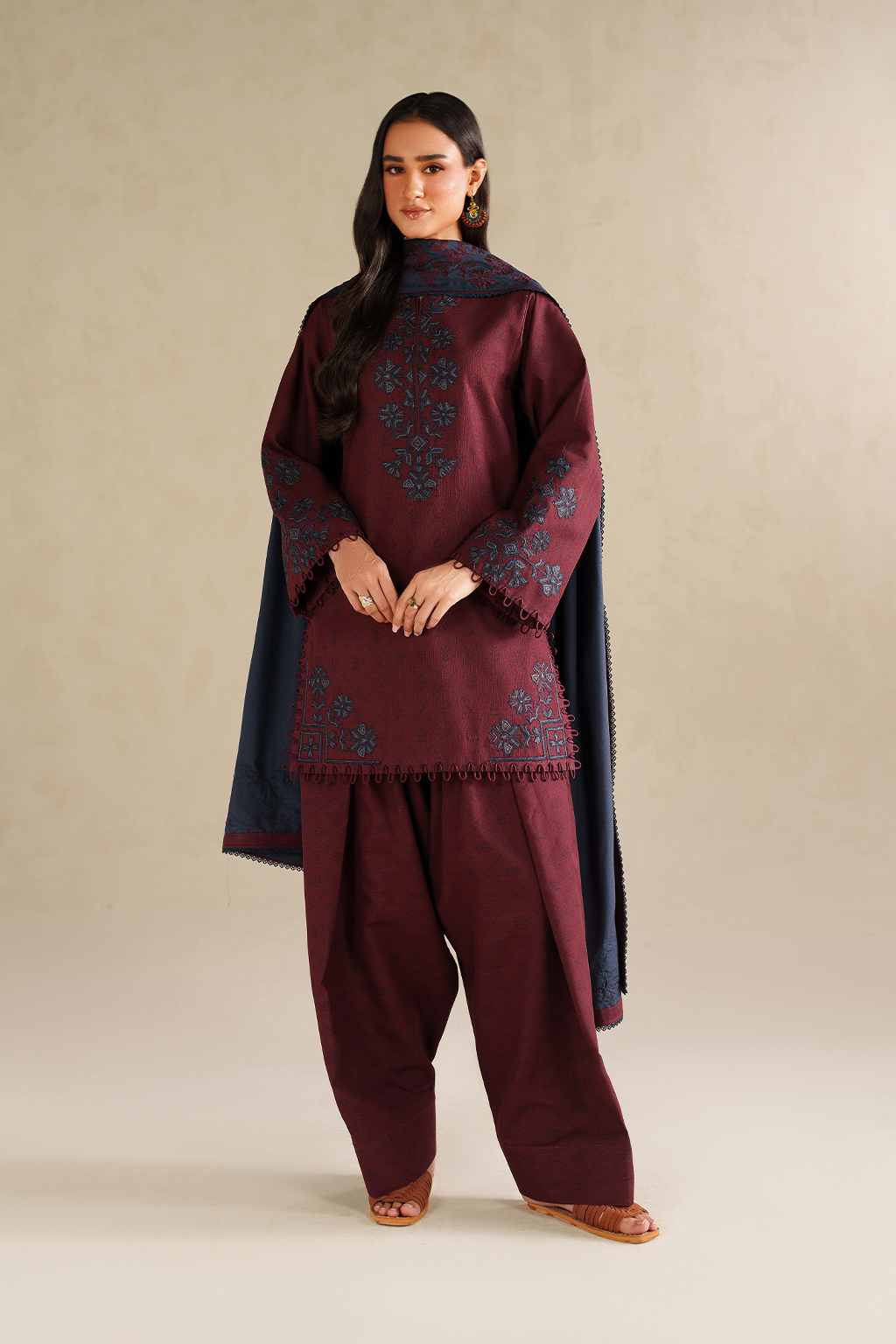 UE-592 Printed Khaddar