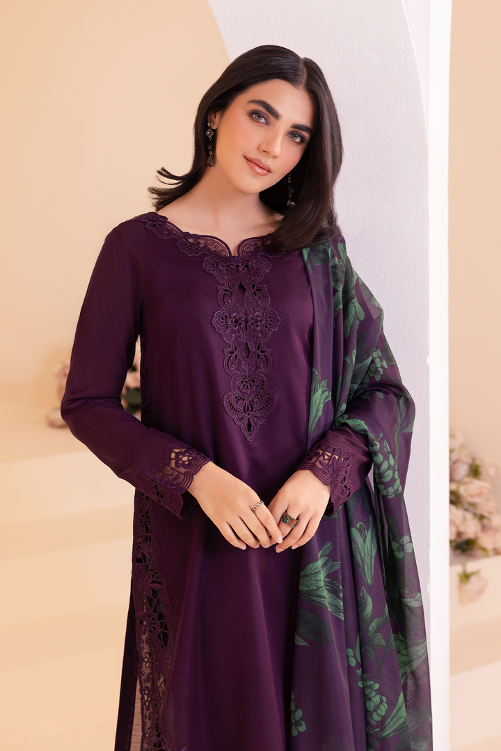 UE-257 Embroidered Lawn