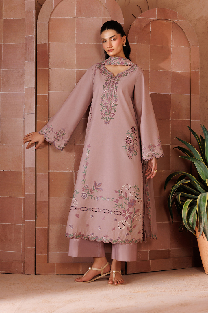 UE-700 Embroidered Lawn