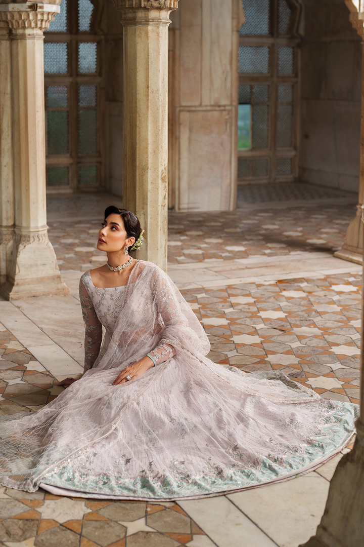 UE-552 Embroidered Net - Iznik