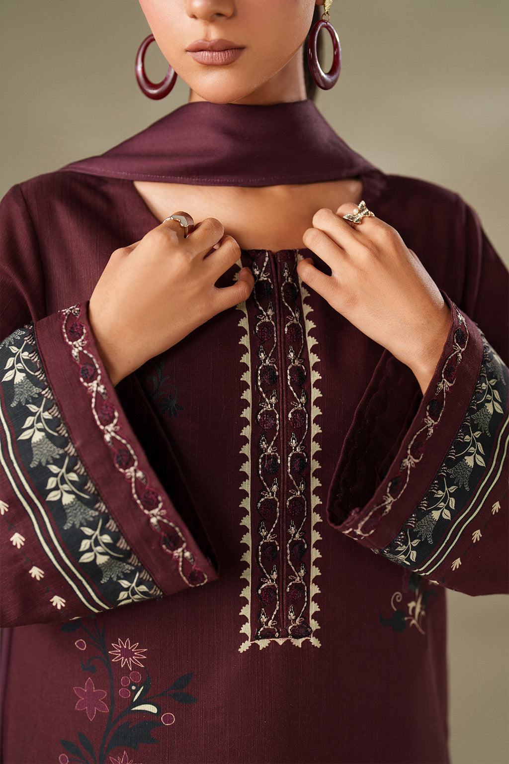 UE-570 Printed Khaddar