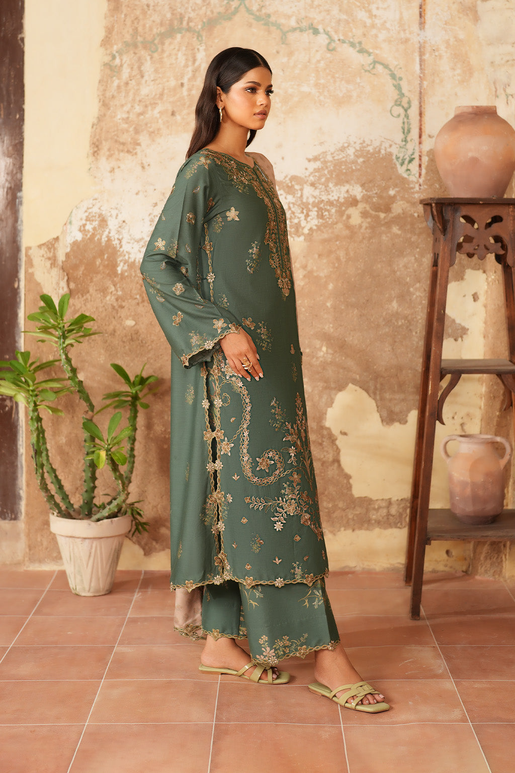 IPF-05 Embroidered Printed Linen