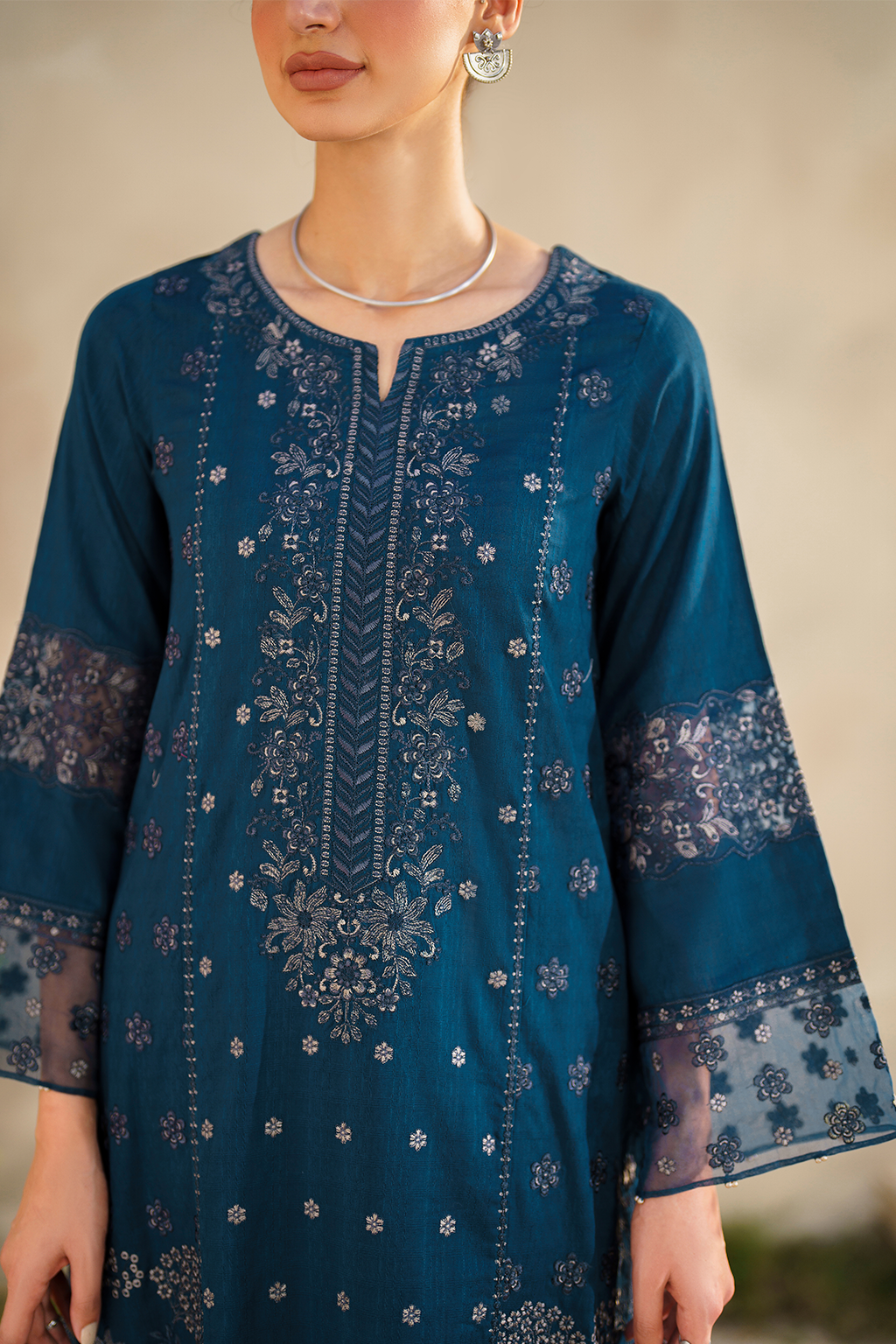 SFL-01 Embroidered Lawn