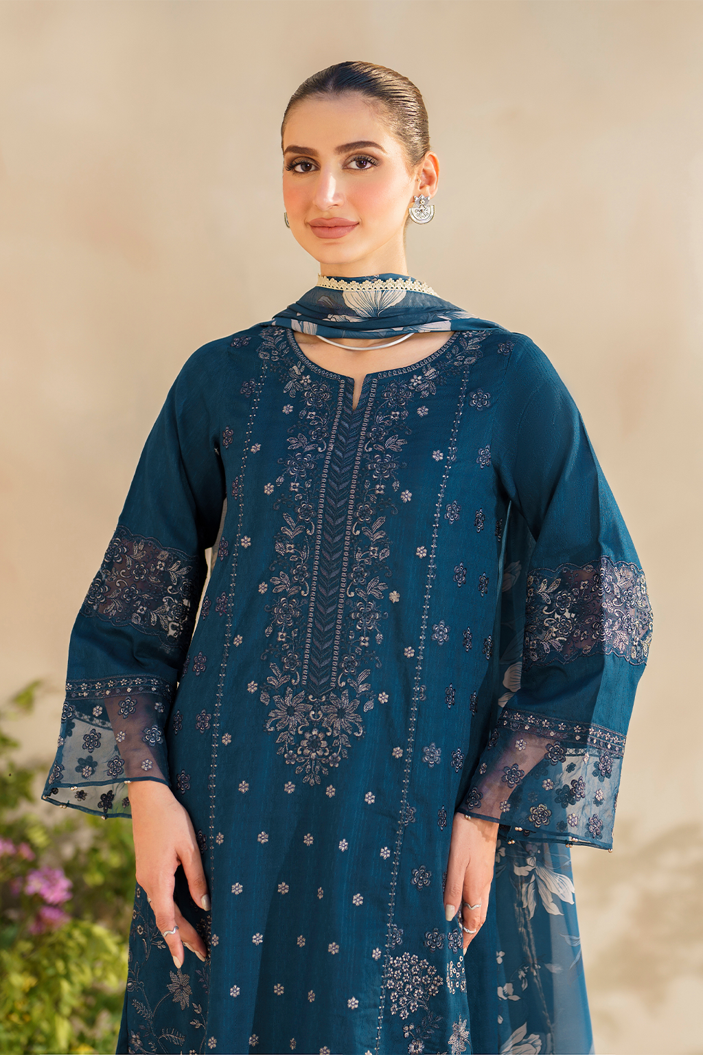 SFL-01 Embroidered Lawn