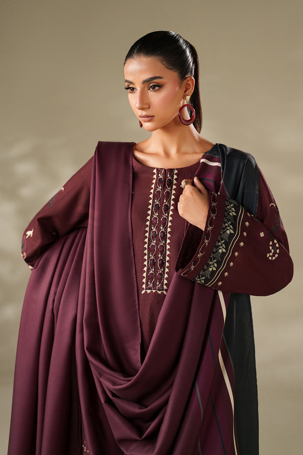 UE-570 Printed Khaddar