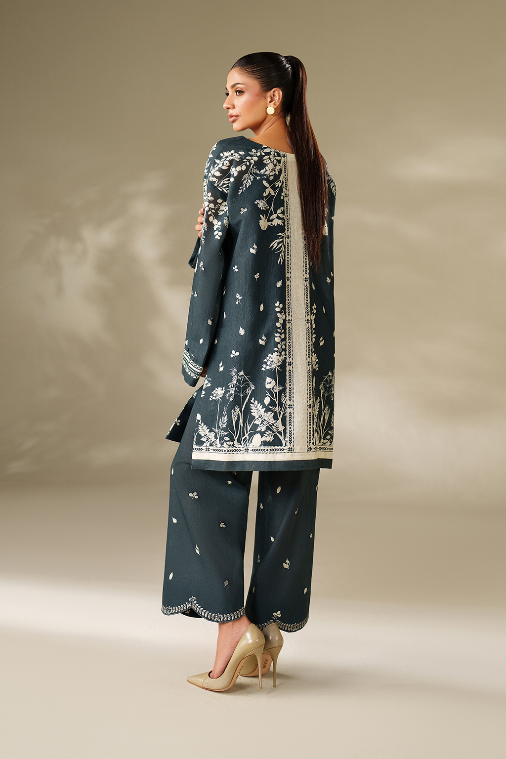 IP-343 Printed Khaddar