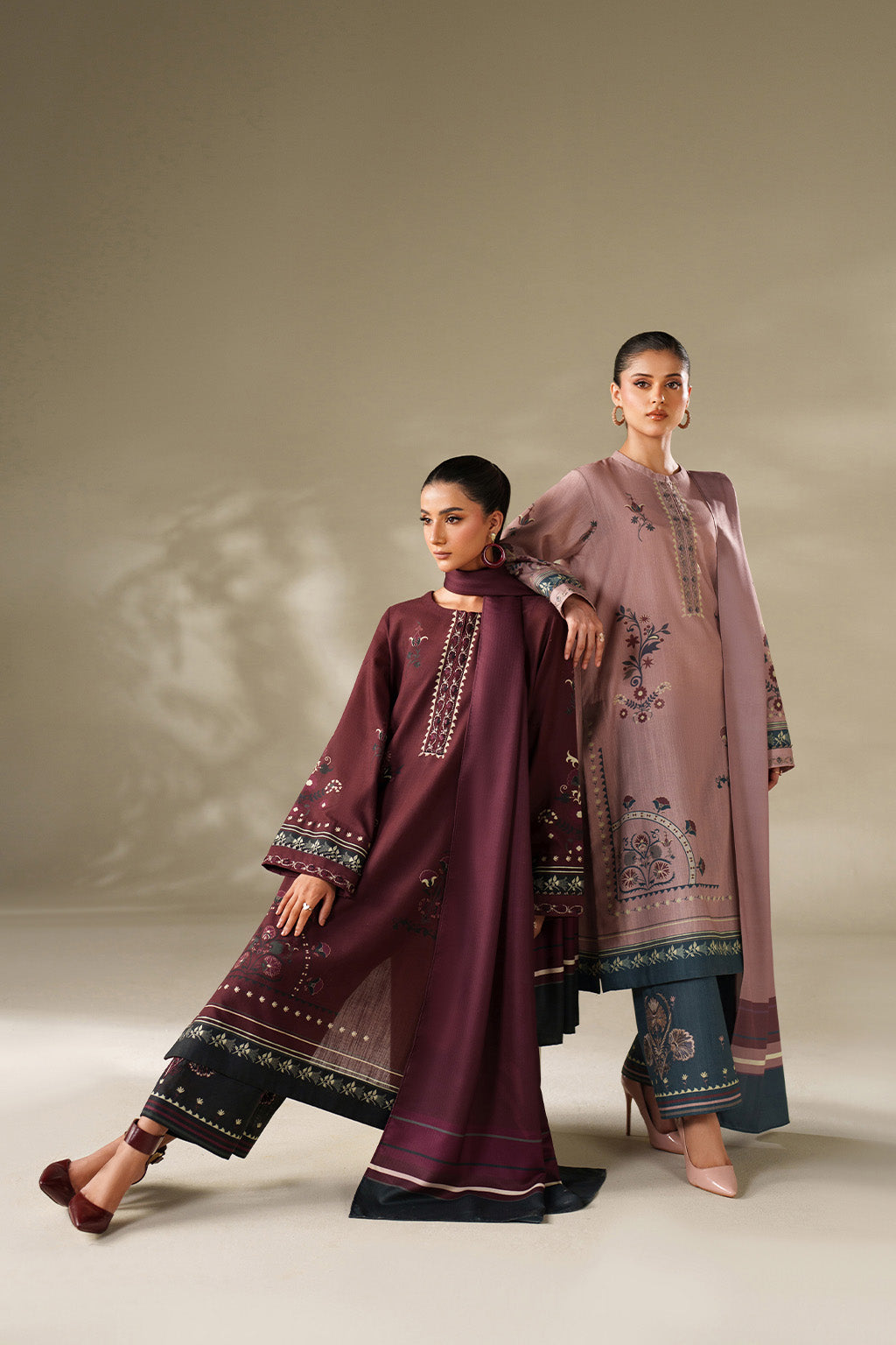 UE-570 Printed Khaddar