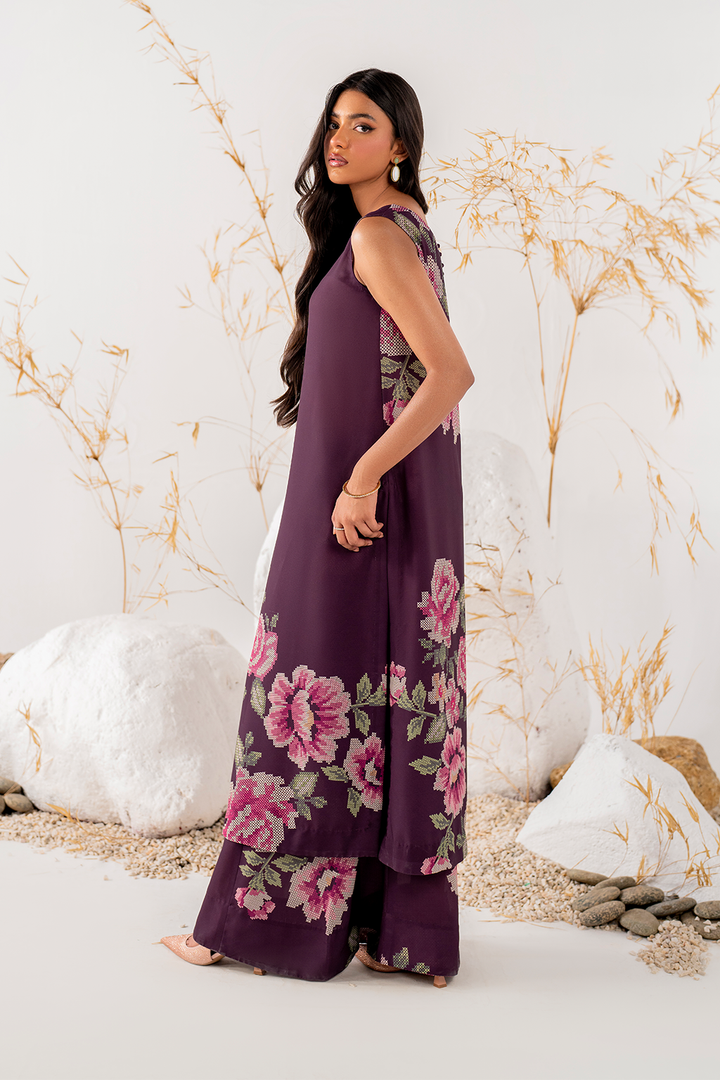 IP-239 Printed Georgette - Iznik