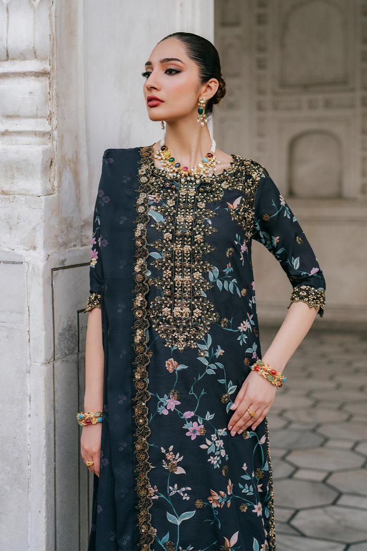 UE-317 Embroidered Raw Silk - Iznik