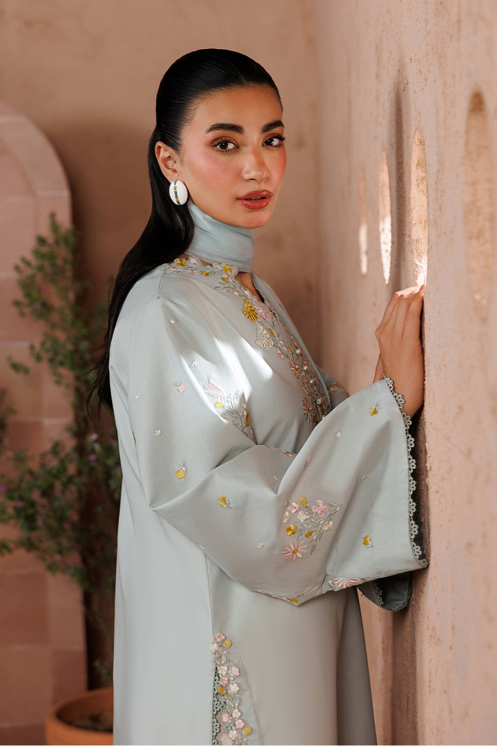 UE-696 Embroidered Lawn