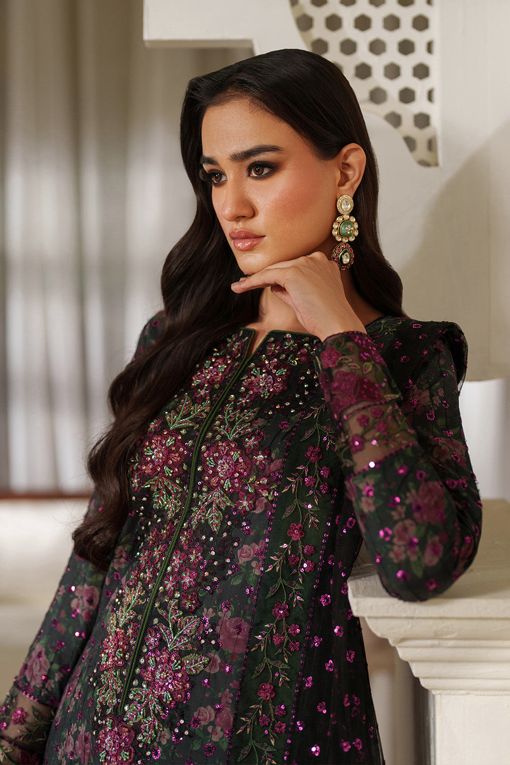 UE-537 Printed Formals