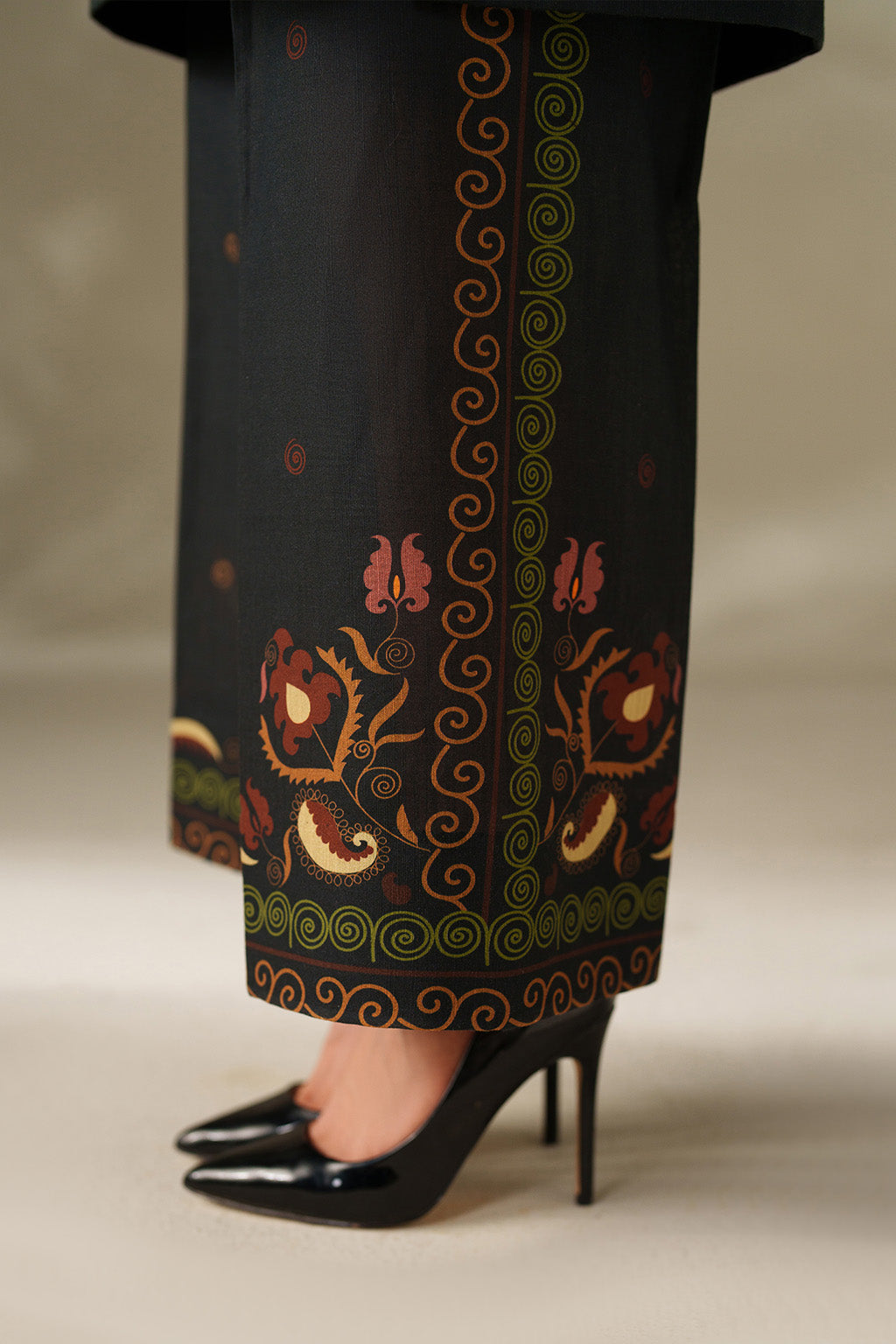 IP-342 Printed Khaddar