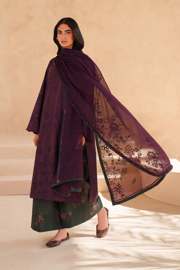 UE-602 Embroidered Lawn