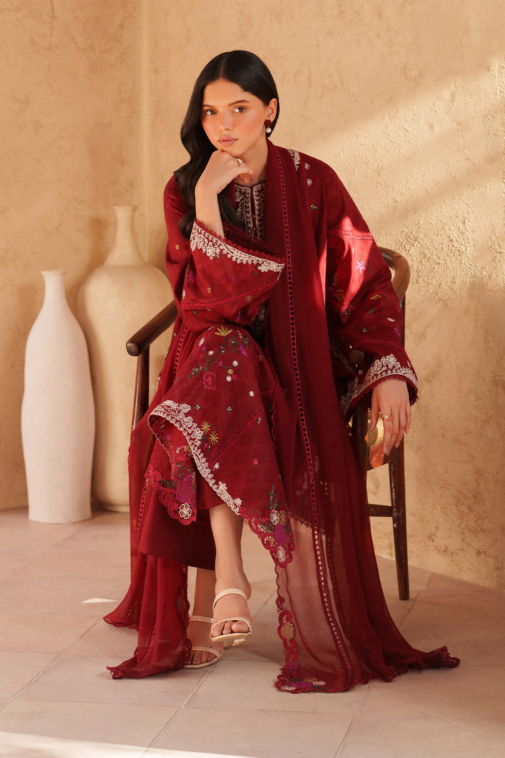 EL-02 Embroidered Lawn