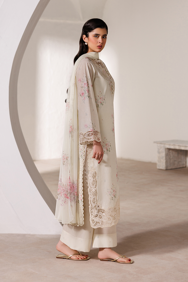 UE-632  Printed Lawn