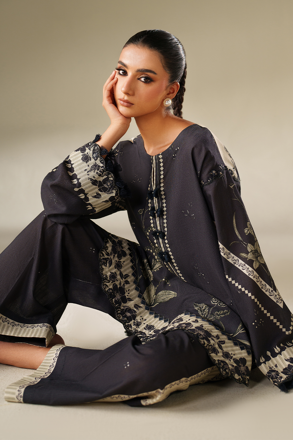 IP-341 Printed Khaddar