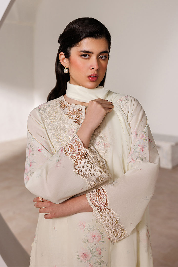UE-632  Printed Lawn