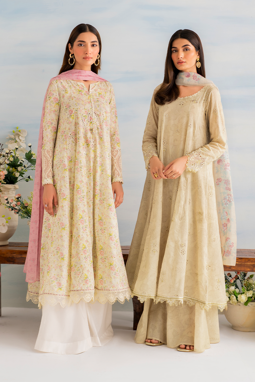 IGL-03 Embroidered Lawn