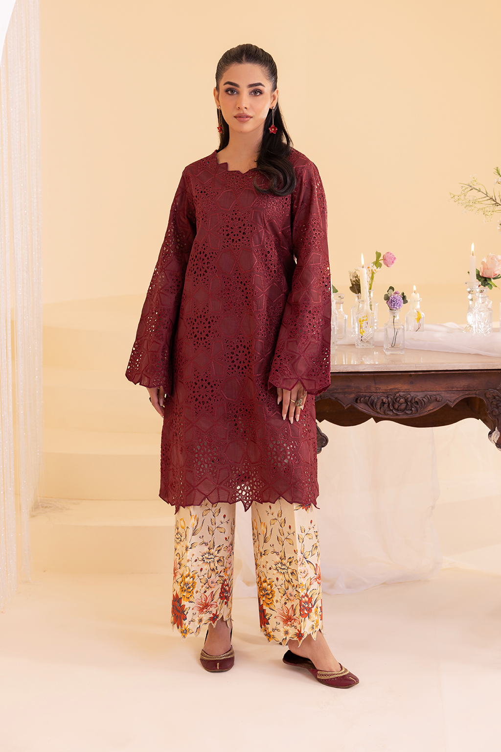 IP-234 Embroidered Lawn - Iznik