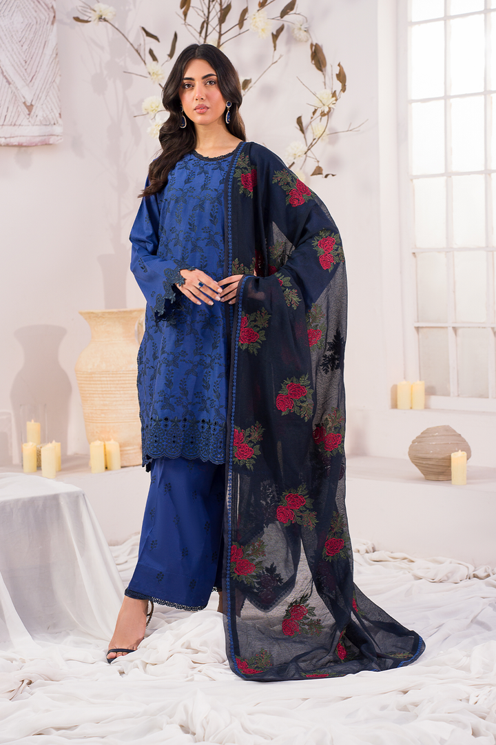 UE-197 Embroidered Lawn