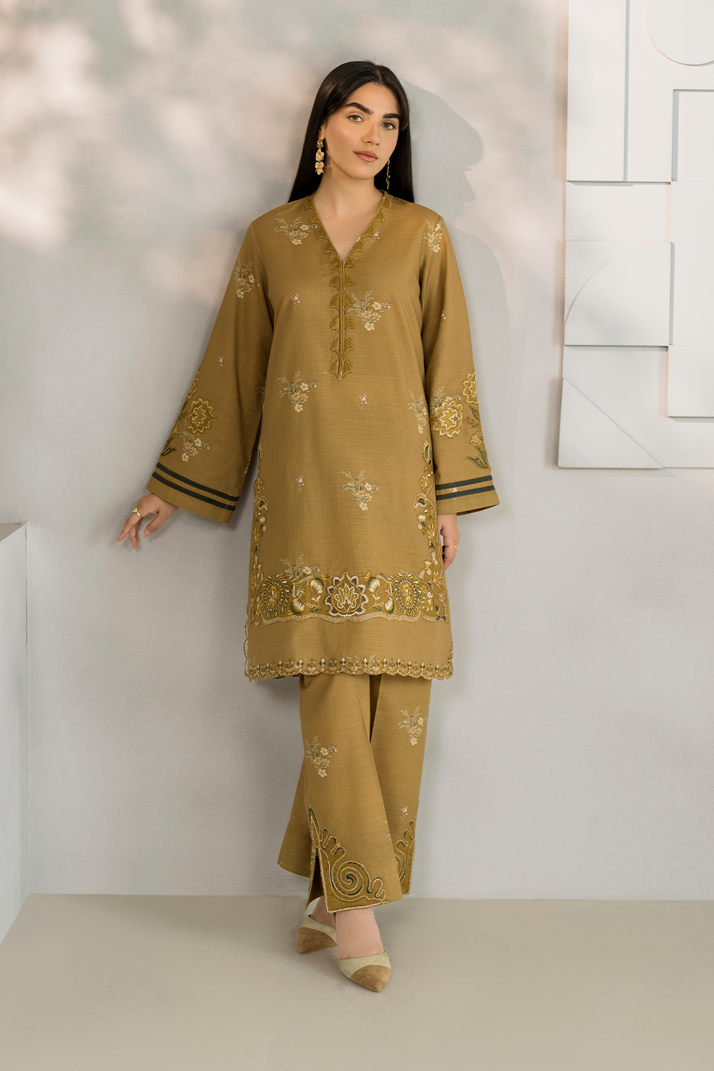 IP-261 Printed Khaddar