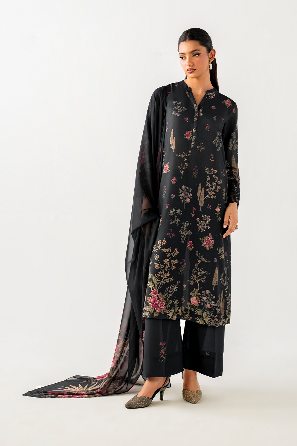 IP-245 Printed Georgette - Iznik