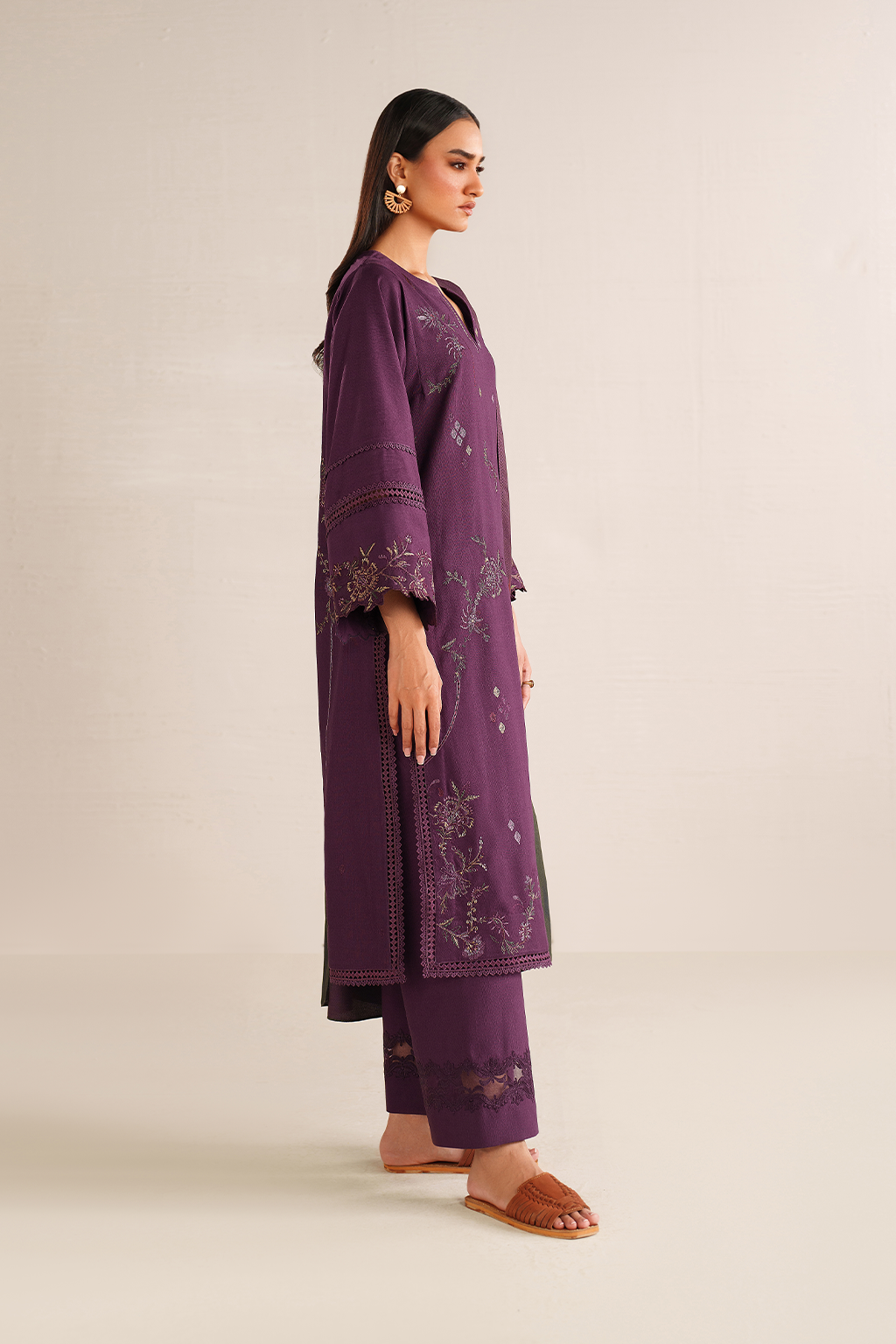 UE-584 Embroidered Khaddar
