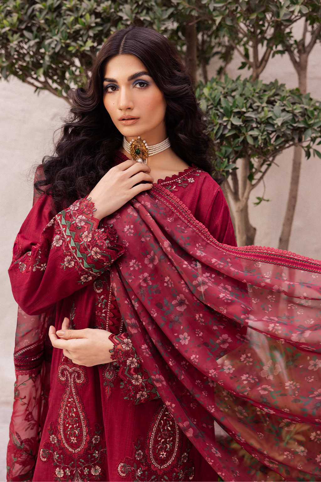 DL-01 Embroidered Lawn