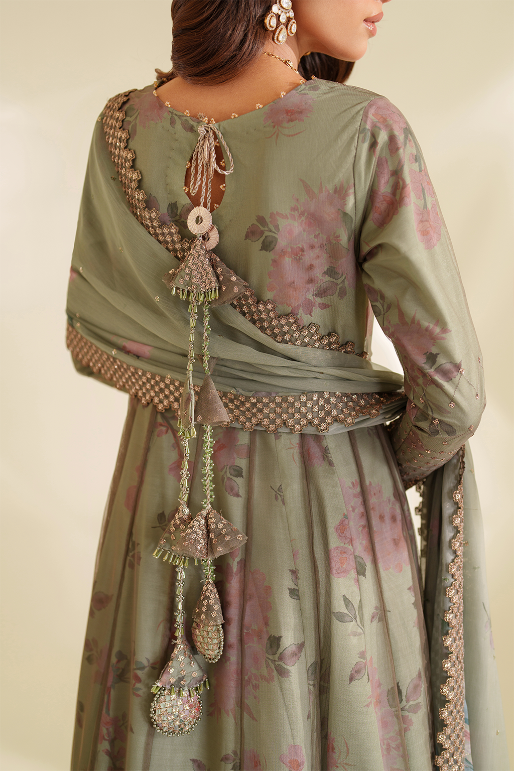 CC-86 Embroidered Net