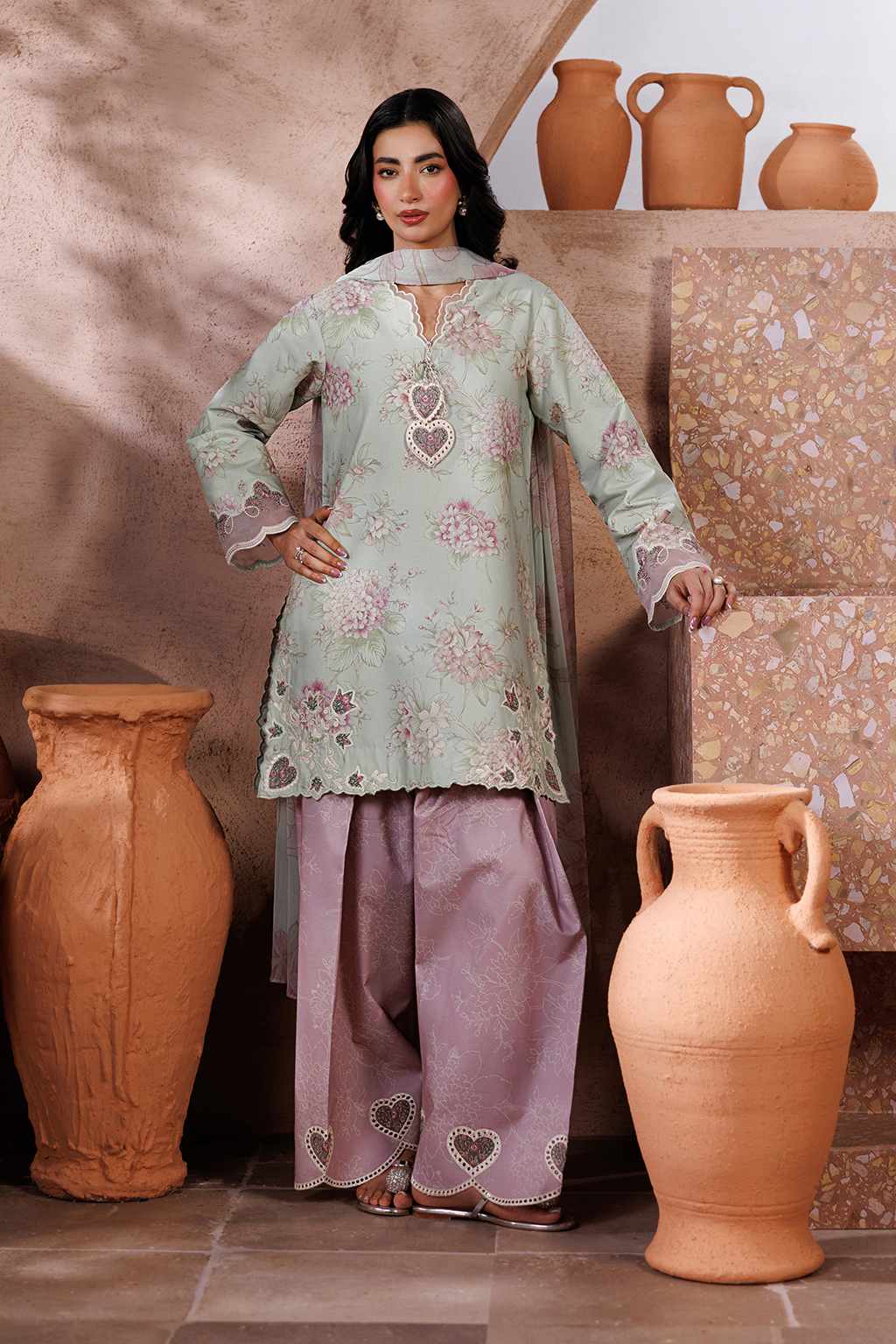 UE-714 Printed Lawn
