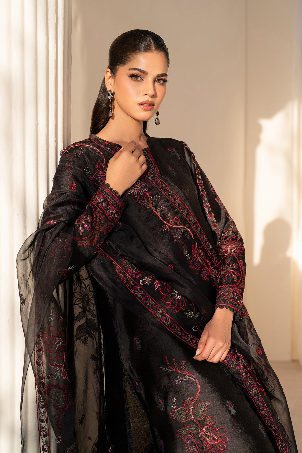 UE-434 Embroidered Pure Jacquard Silk