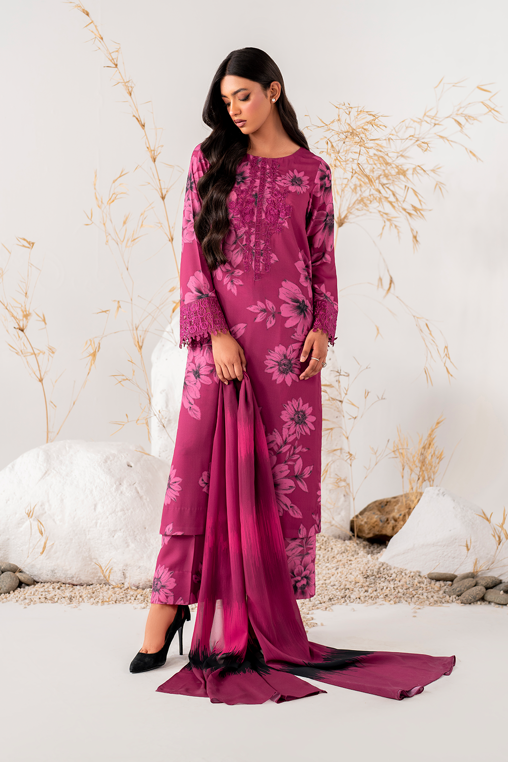 IP-237 Printed Georgette - Iznik