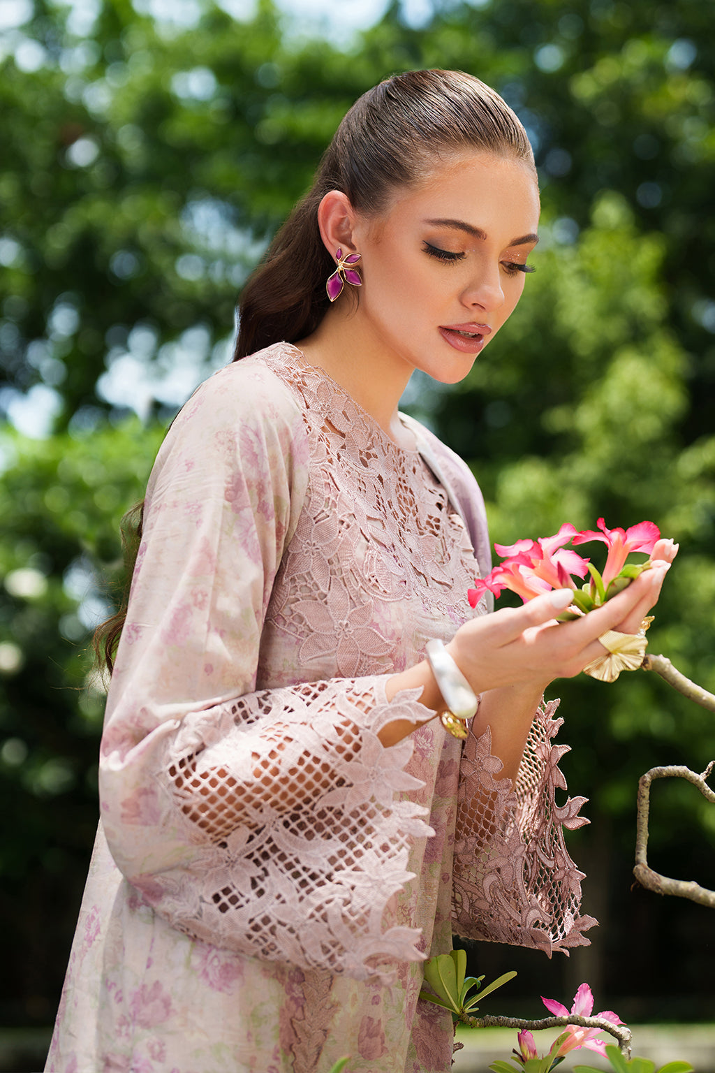T-Pink Embroidered Lawn dress | Iznik | Lawn collection 2026 T-Pink Embroidered Lawn dress | Iznik | Lawn collection 2026