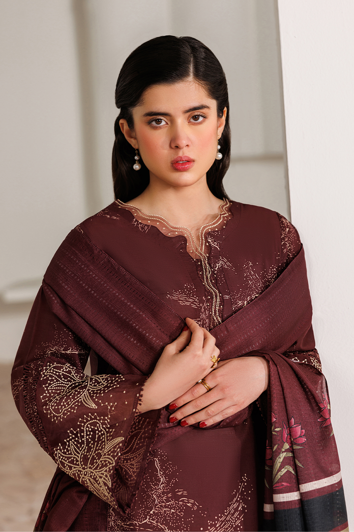 UE-642 Printed Lawn