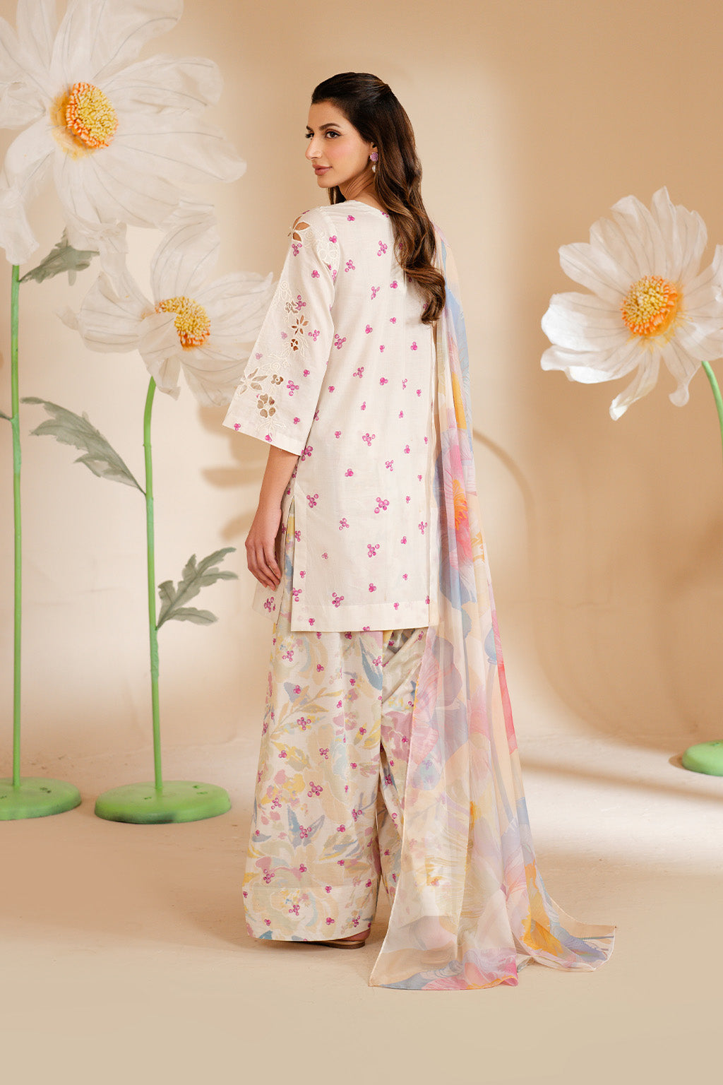 IP-315 Printed Lawn - Iznik