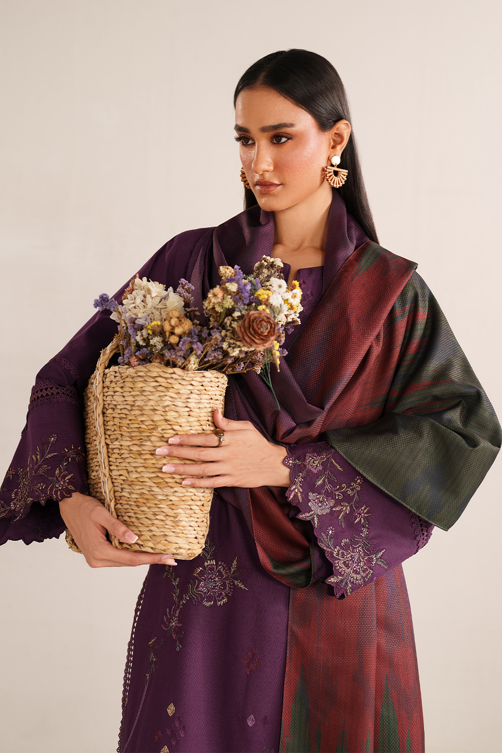 UE-584 Embroidered Khaddar