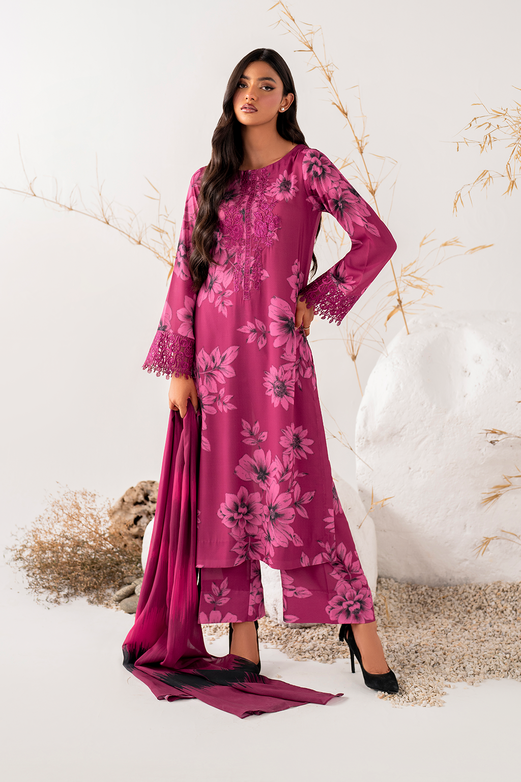 IP-237 Printed Georgette - Iznik