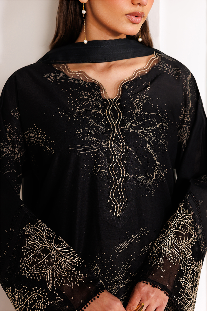 UE-643 Printed Lawn