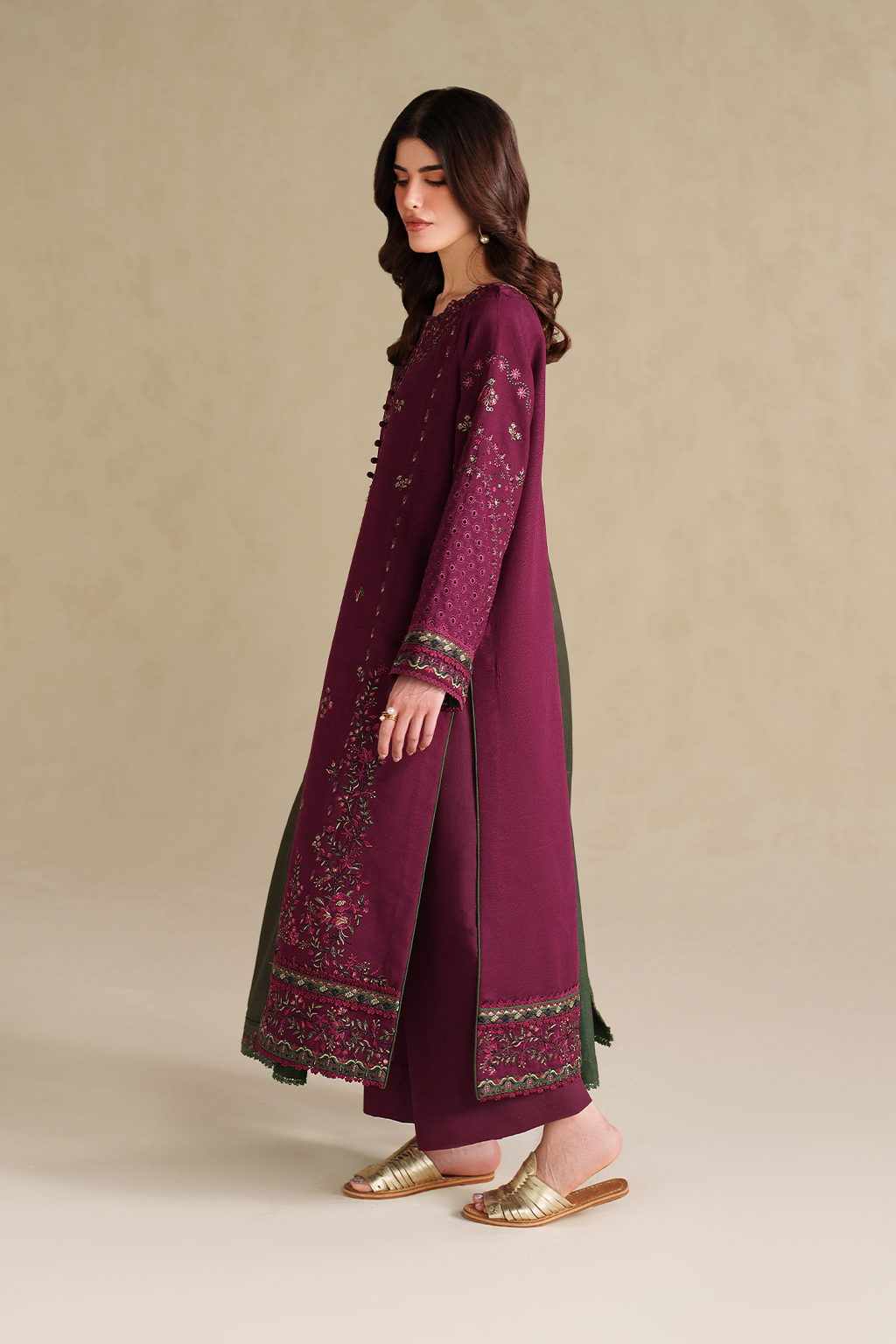 UE-579 Embroidered Khaddar