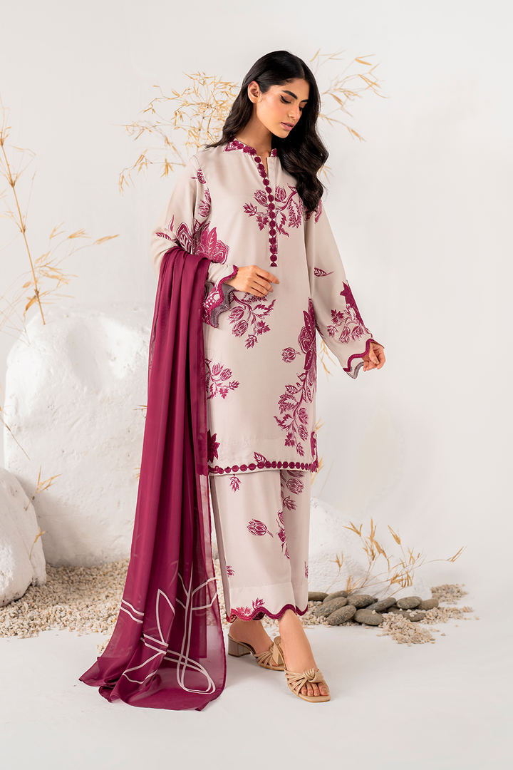 IP-236 Printed Georgette - Iznik