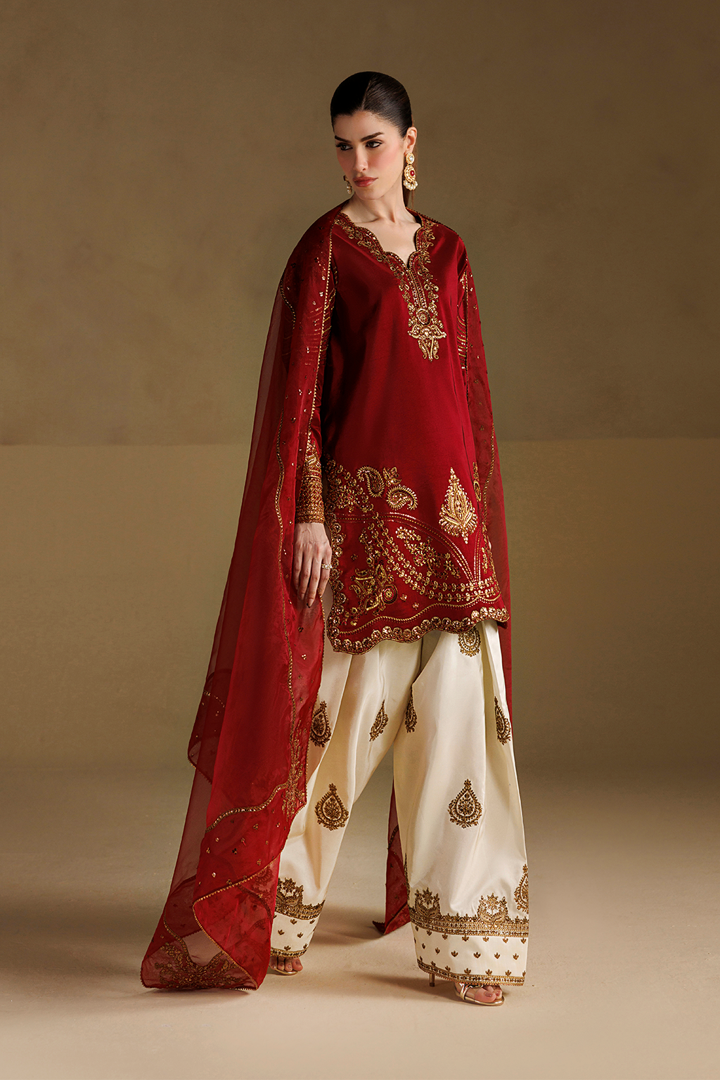 UE-734 Embroidered Ramen Silk