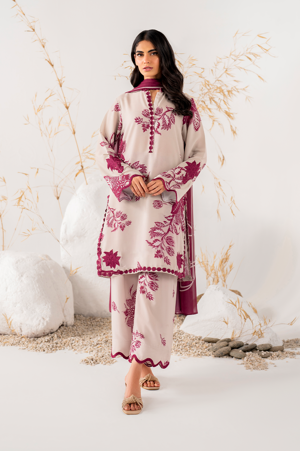 IP-236 Printed Georgette - Iznik