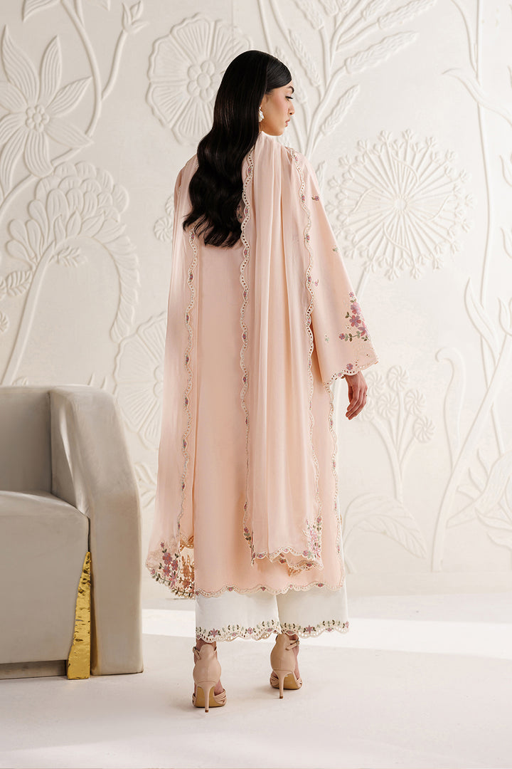 UE-689 Embroidered Lawn